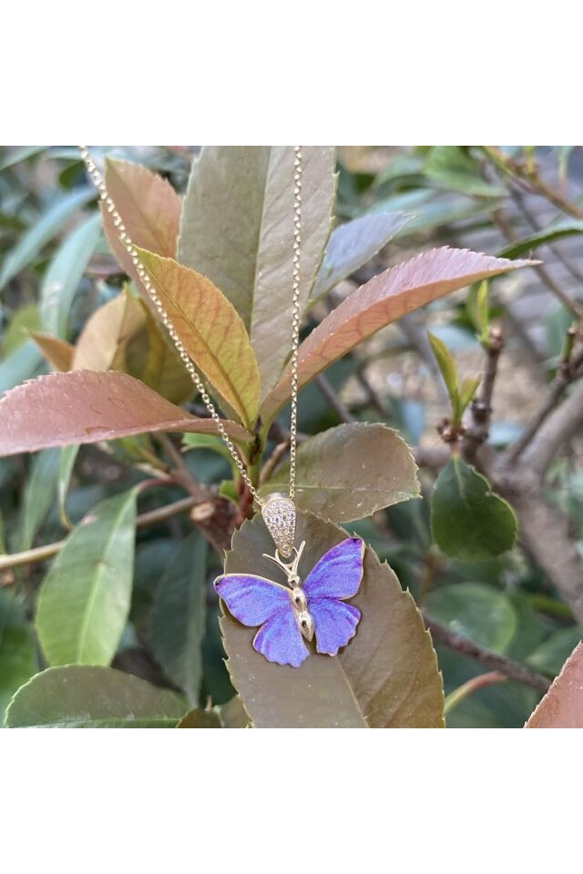 Kelebek altın kolye