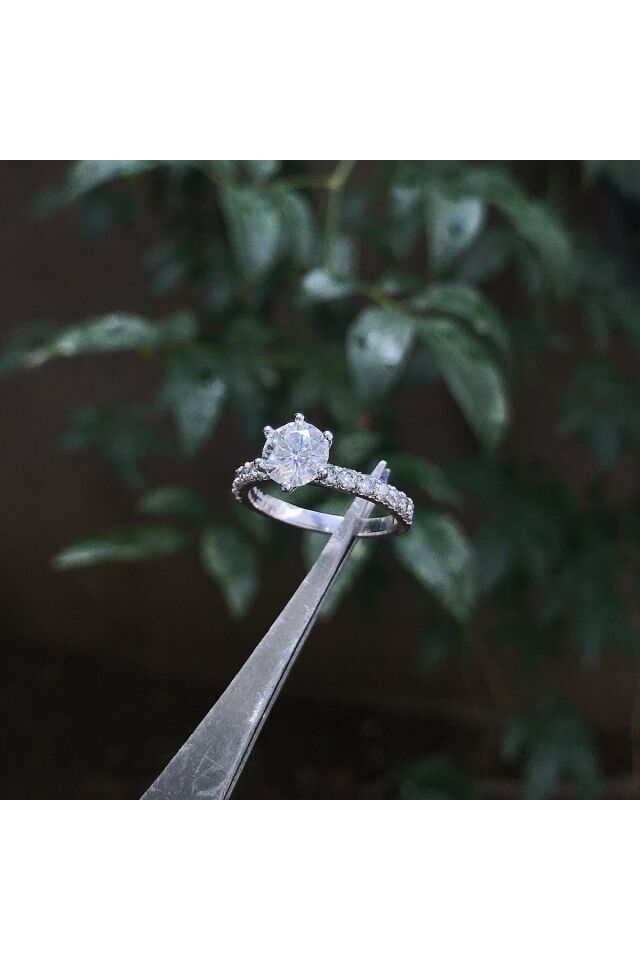 Mozanit 0.80ct Tektaş Yüzük